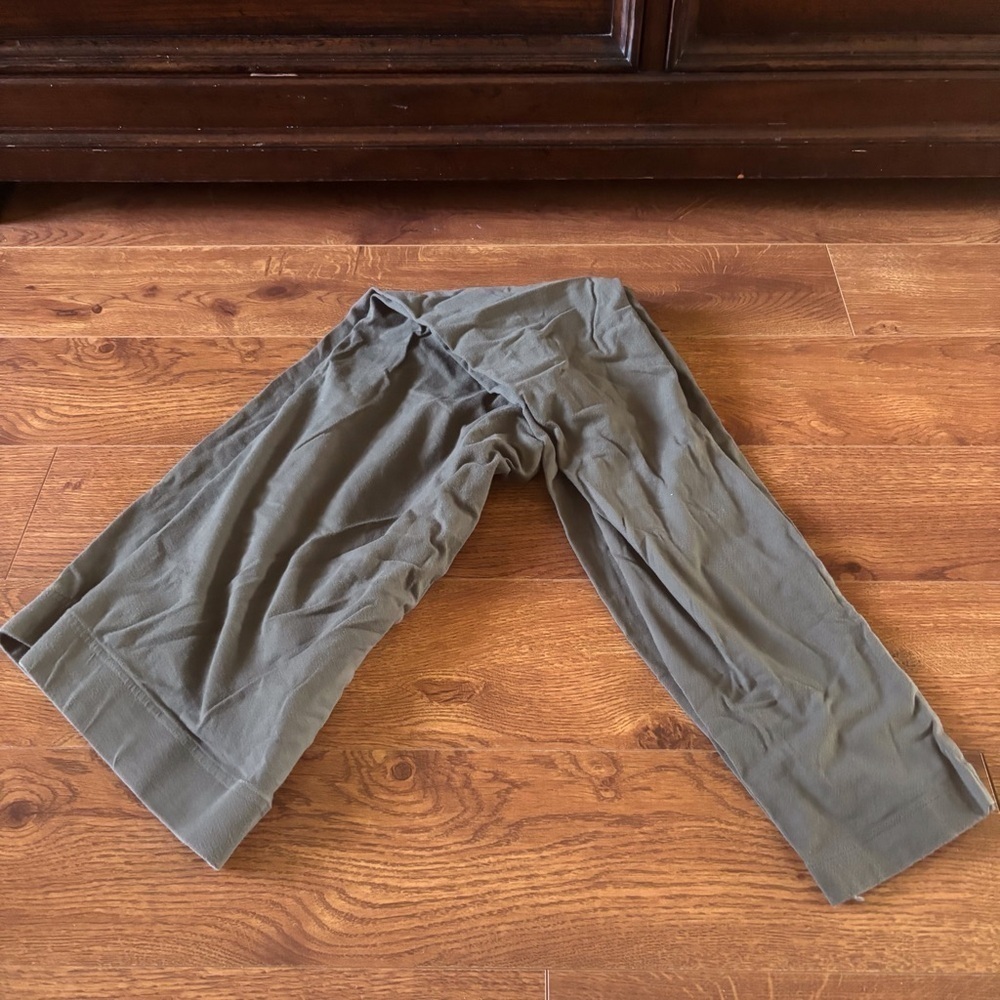 Old Navy Green Leggings in size XL Tall